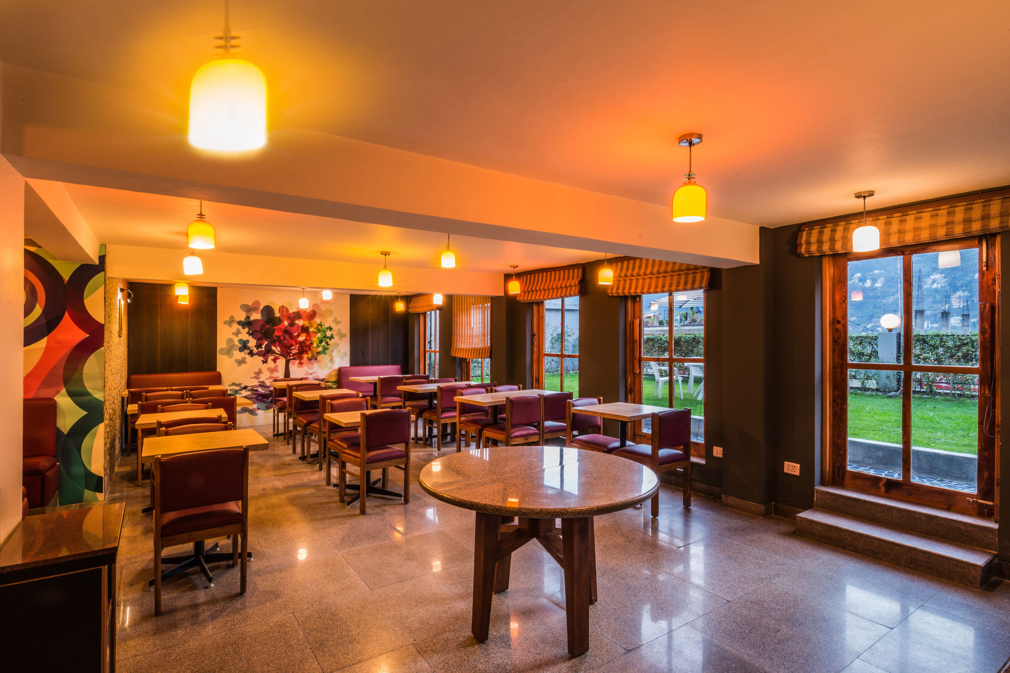 Honeymoon Hotel Manali (Himachal Pradesh)