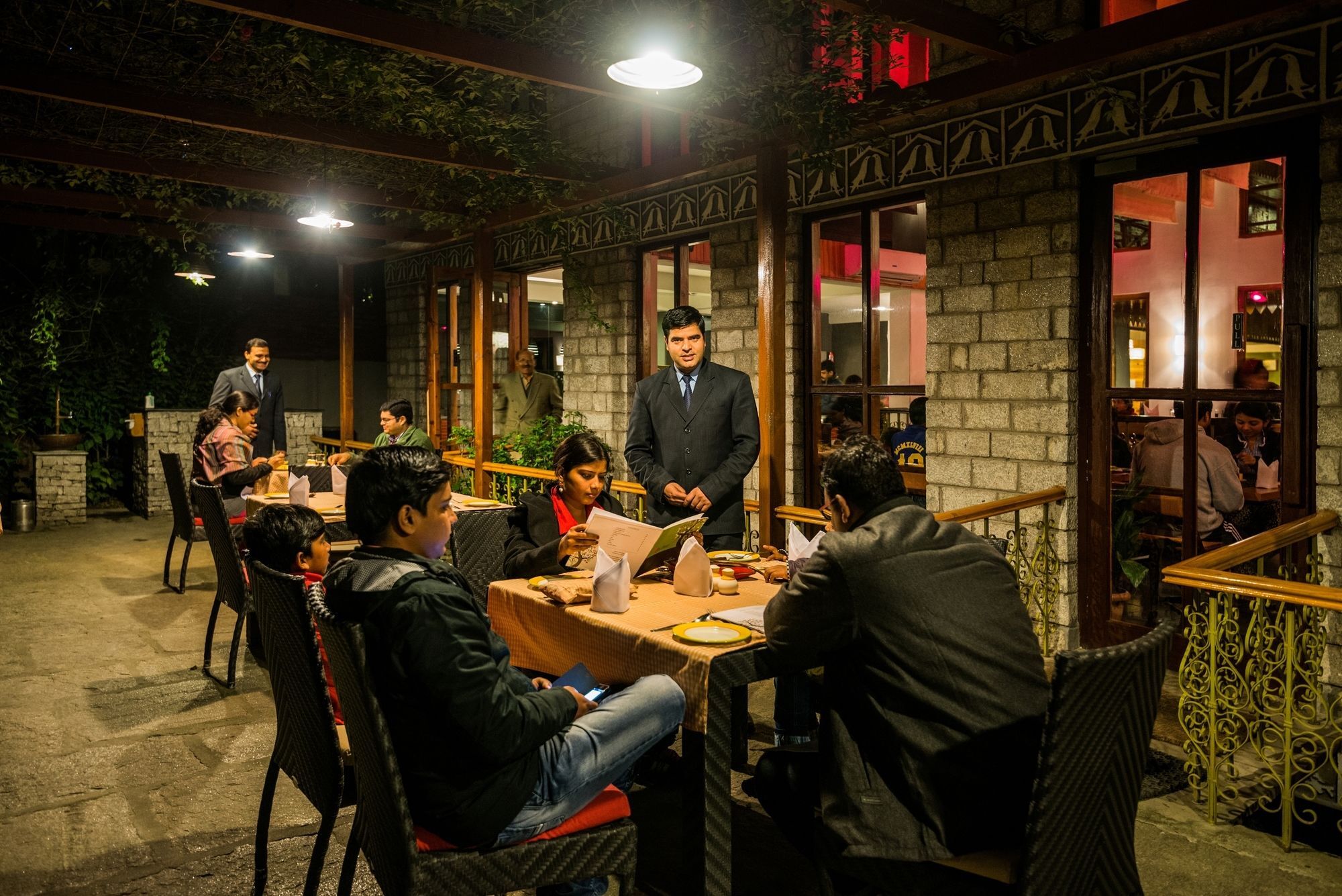 Honeymoon Manali (Himachal Pradesh)