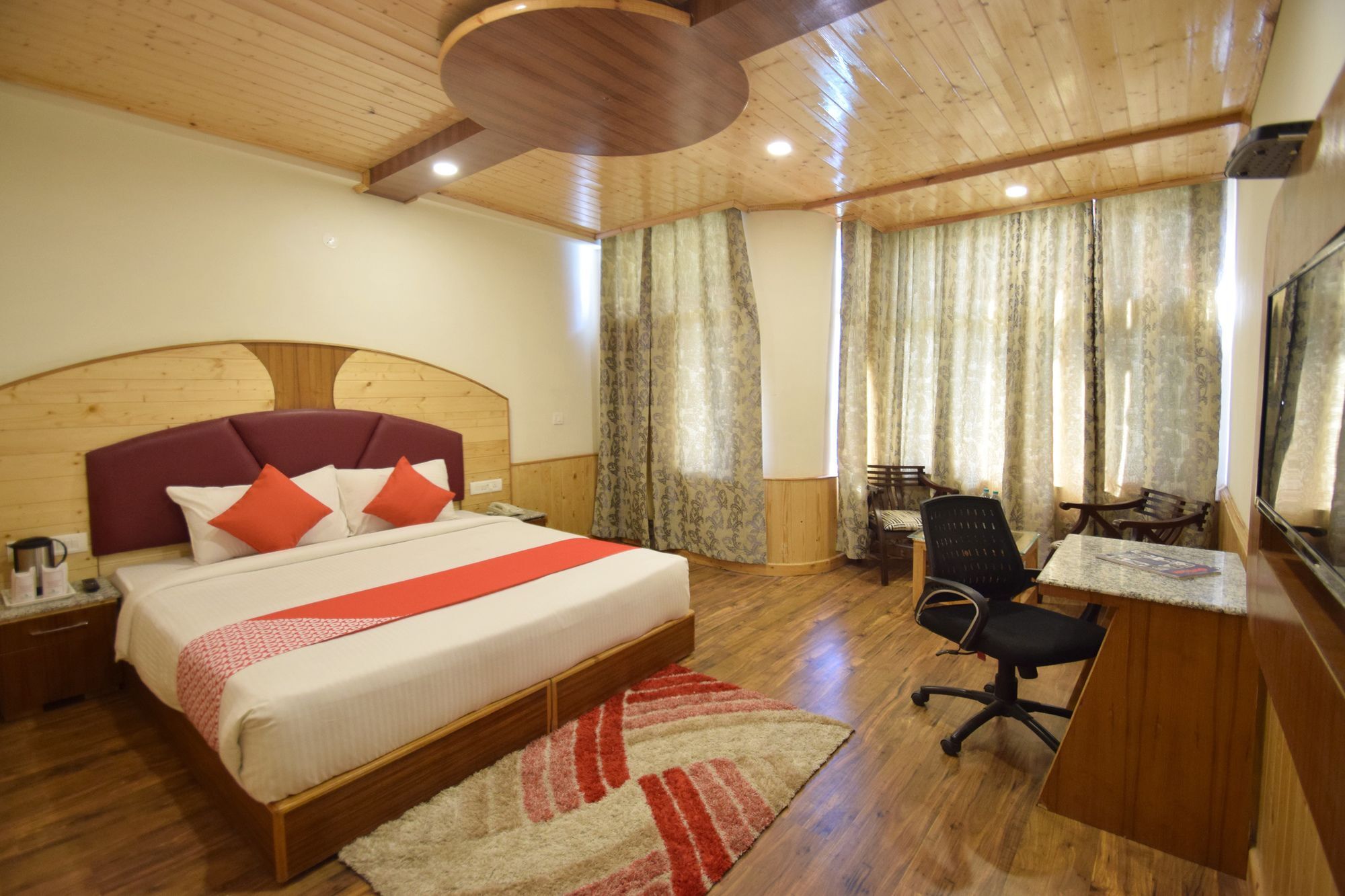 Oyo 11618 Sarthak Regency 3* Manali (Himachal Pradesh)