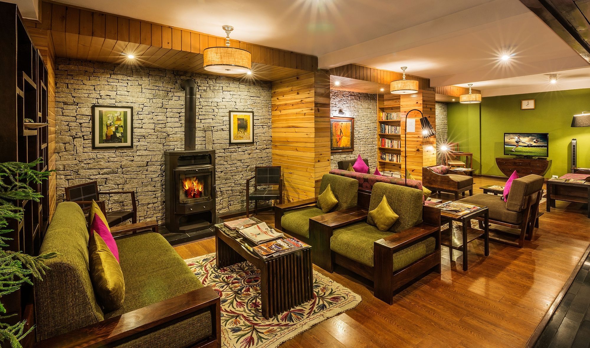 Honeymoon Hotel Manali (Himachal Pradesh)