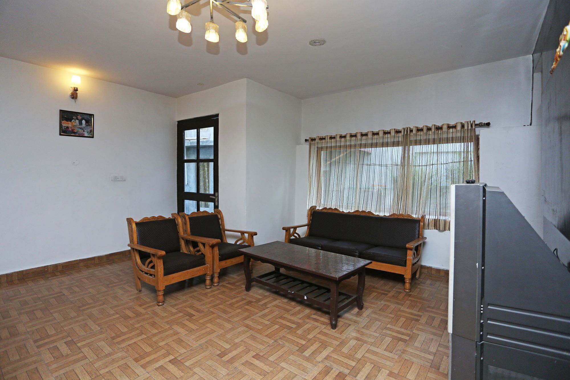 Oyo 9392 Riverine Hotel 2*
