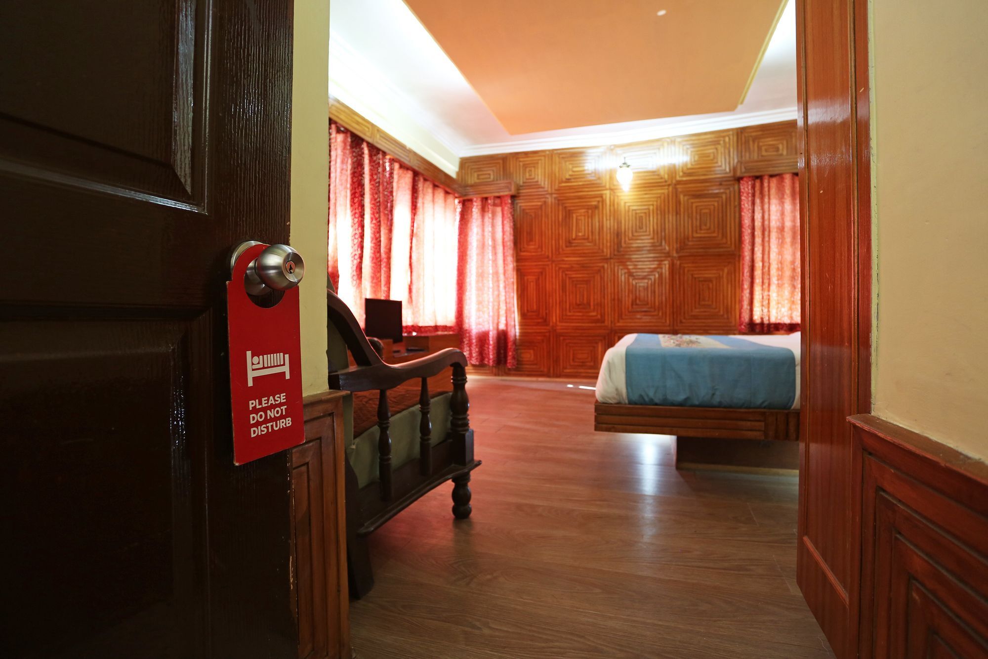 Hotel Oyo 9392 Riverine Manali (Himachal Pradesh)