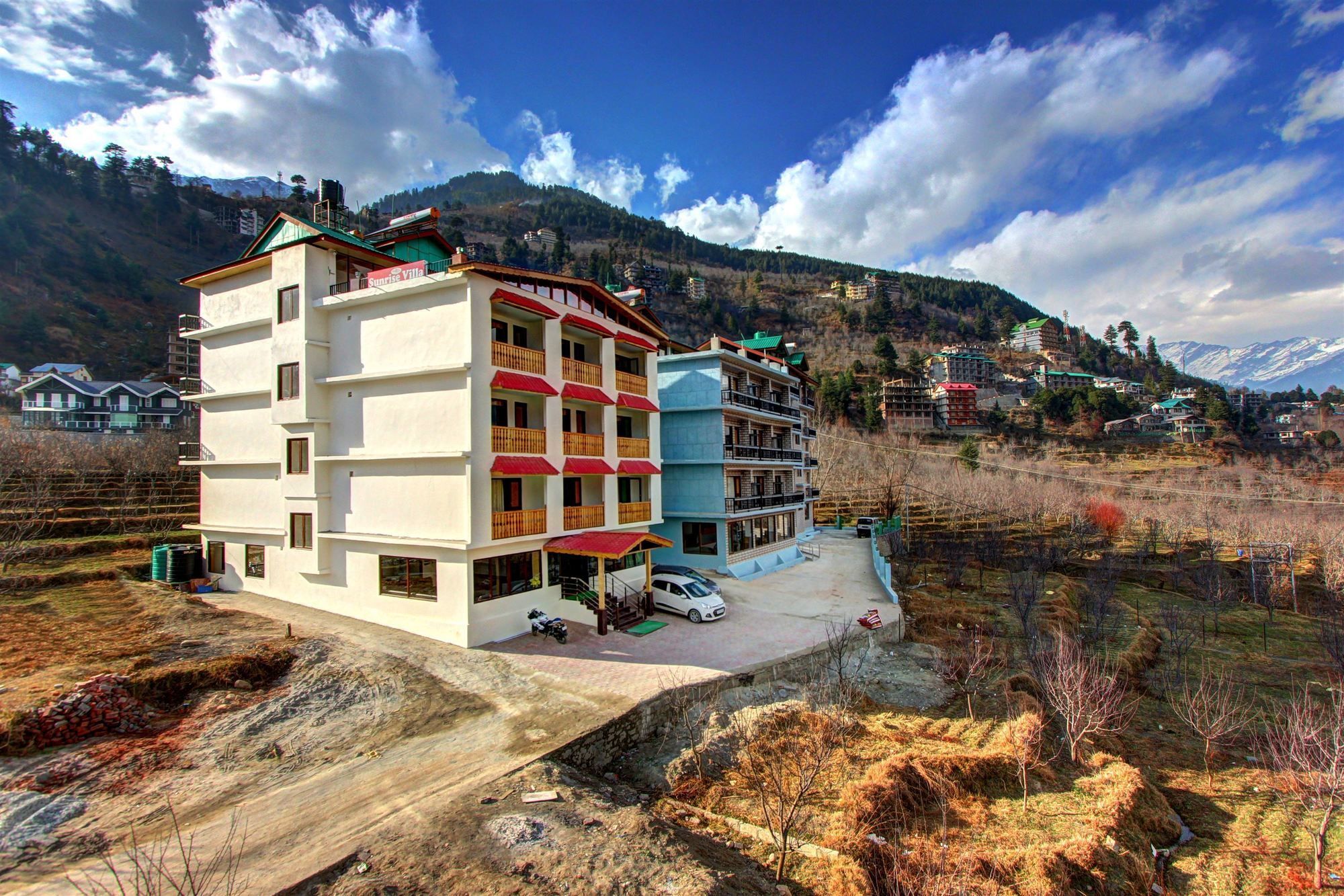 Sunrise Hotel