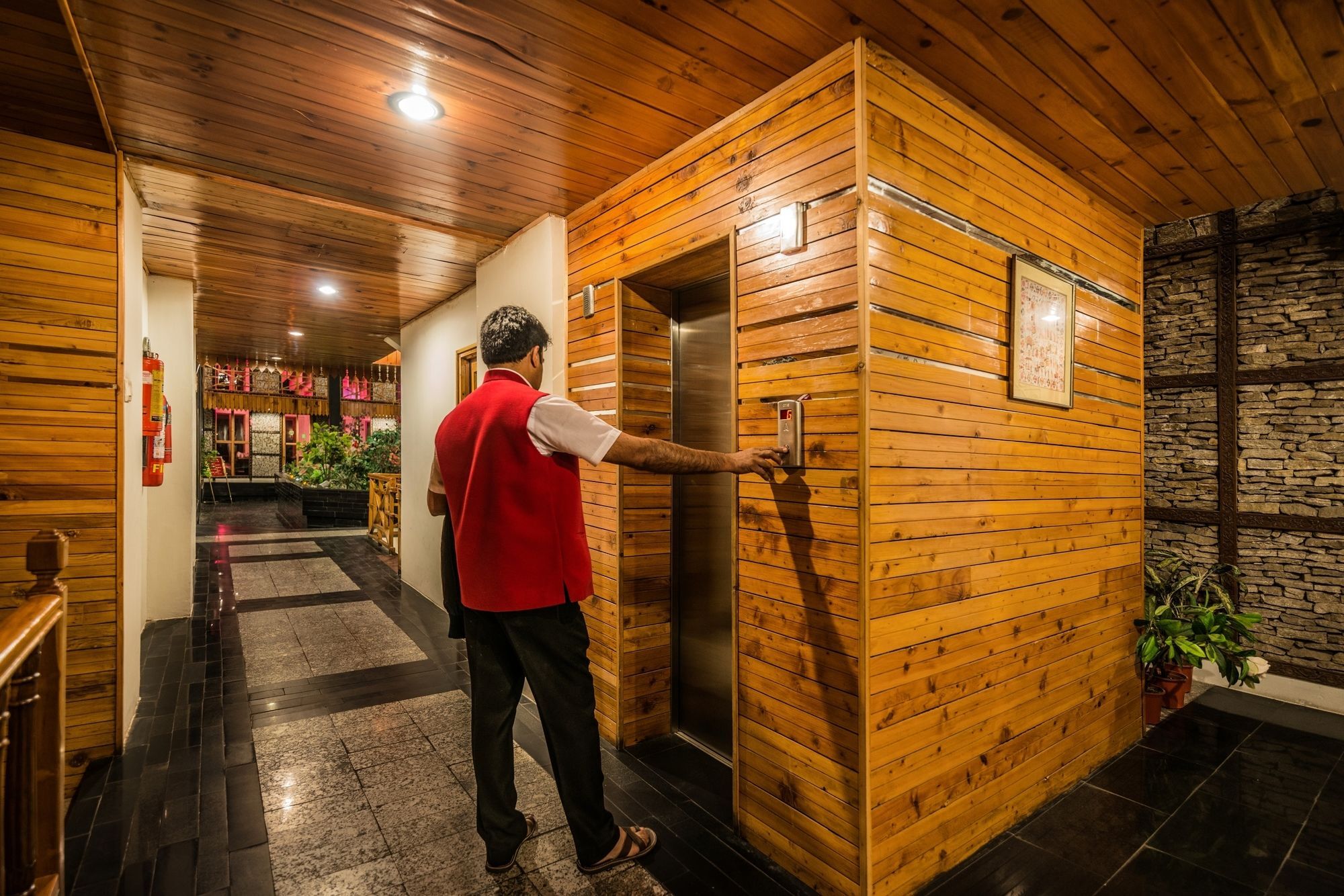 Honeymoon Hotel 3*
