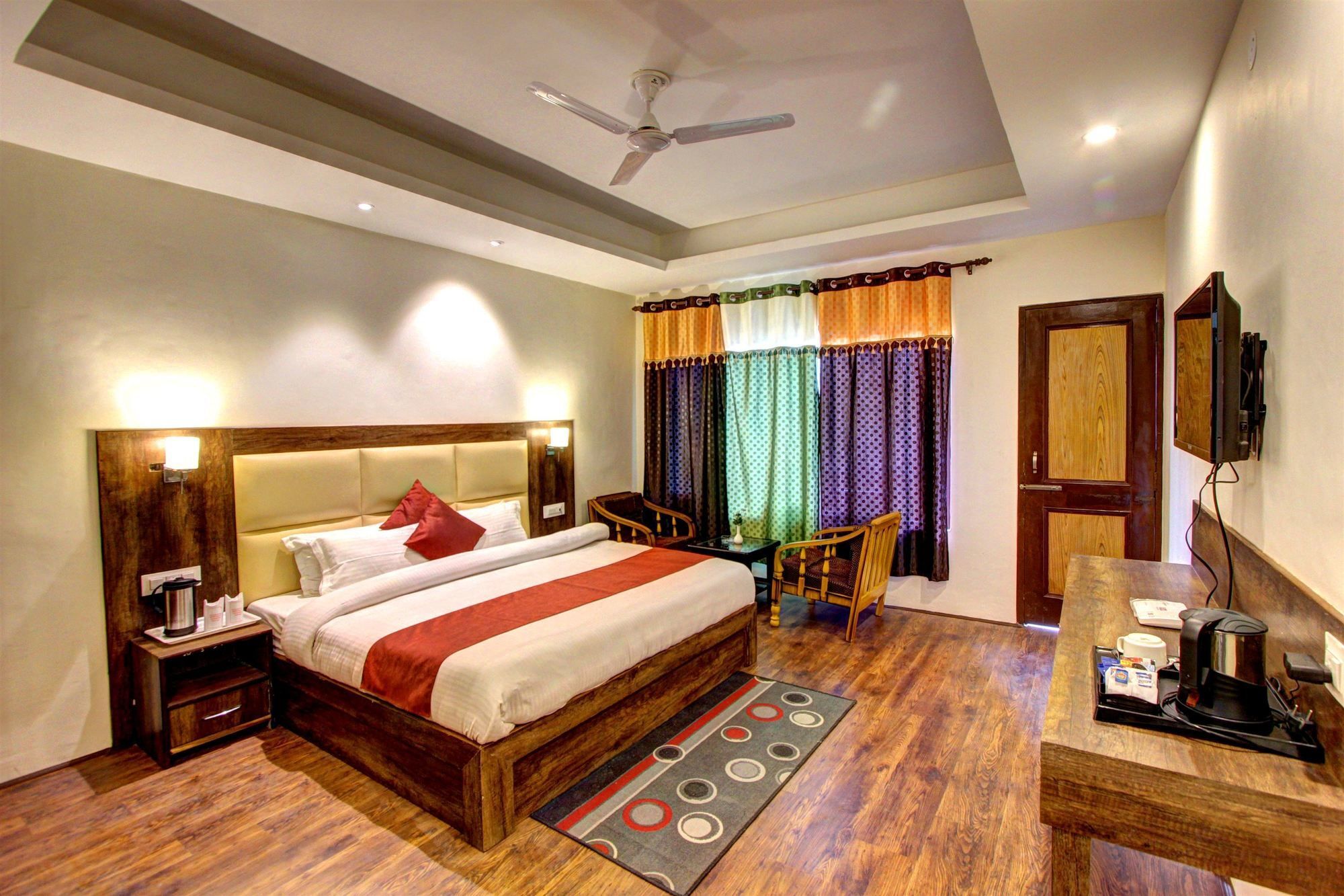 Sunrise Hotel Manali (Himachal Pradesh)