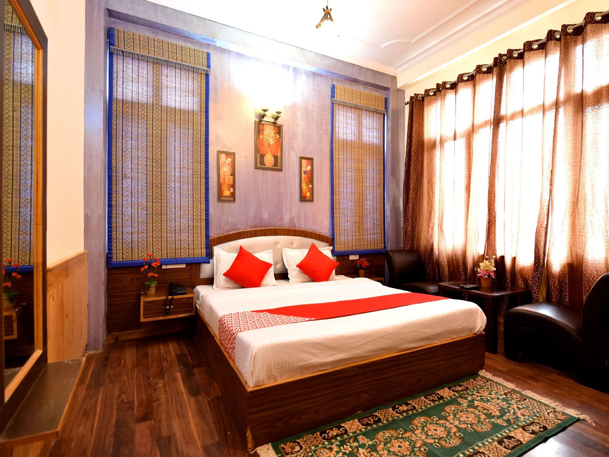 Hotel Oyo 13267 Hillside Valley 3*