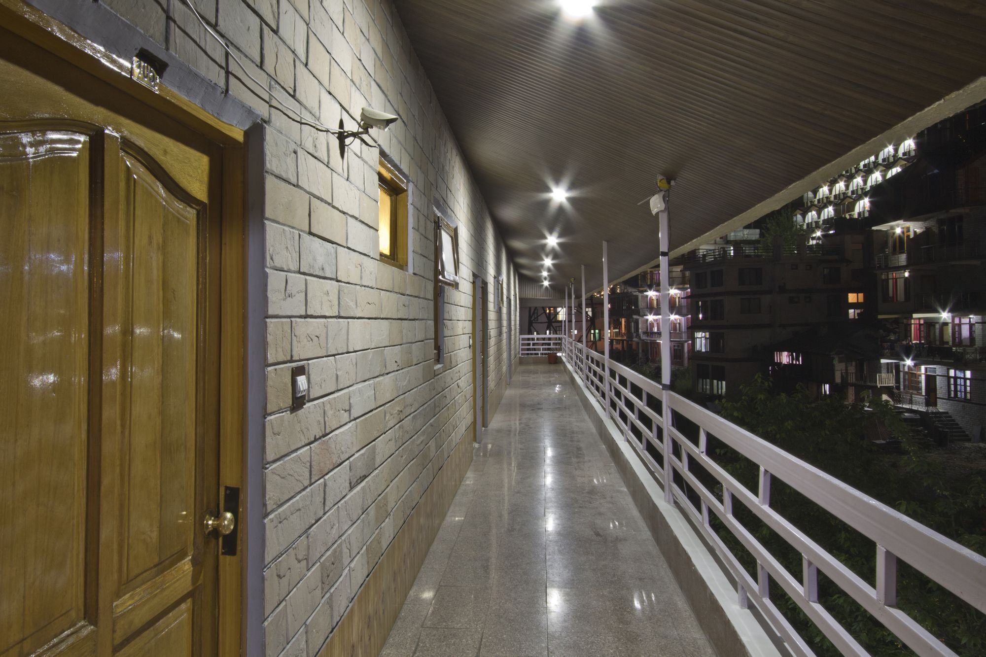 Hotel Oyo 162 Hadimba Road 3*