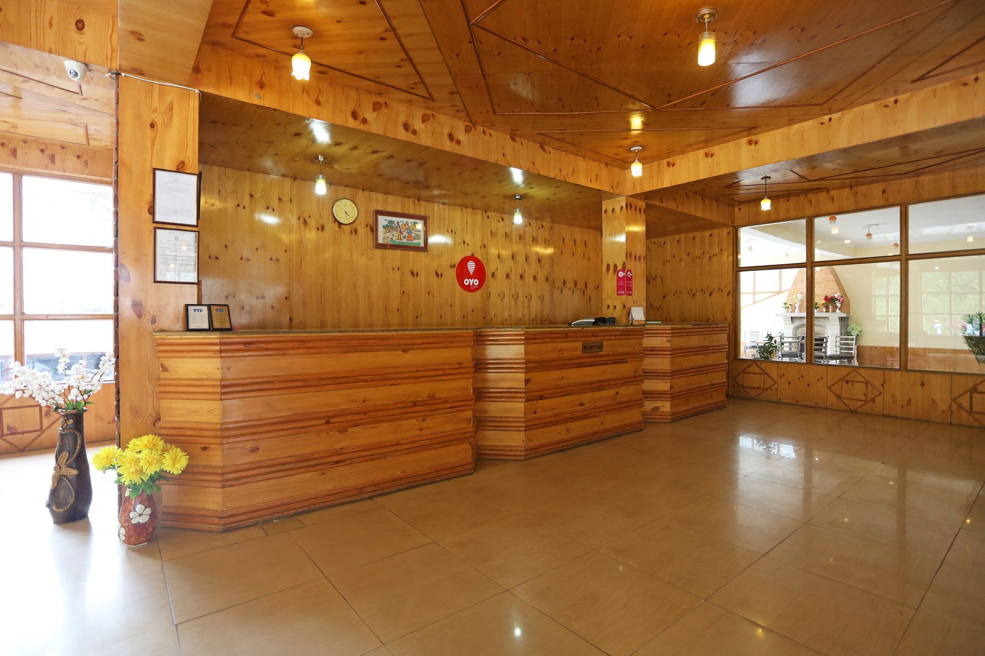 Oyo 162 Hadimba Road Hotel