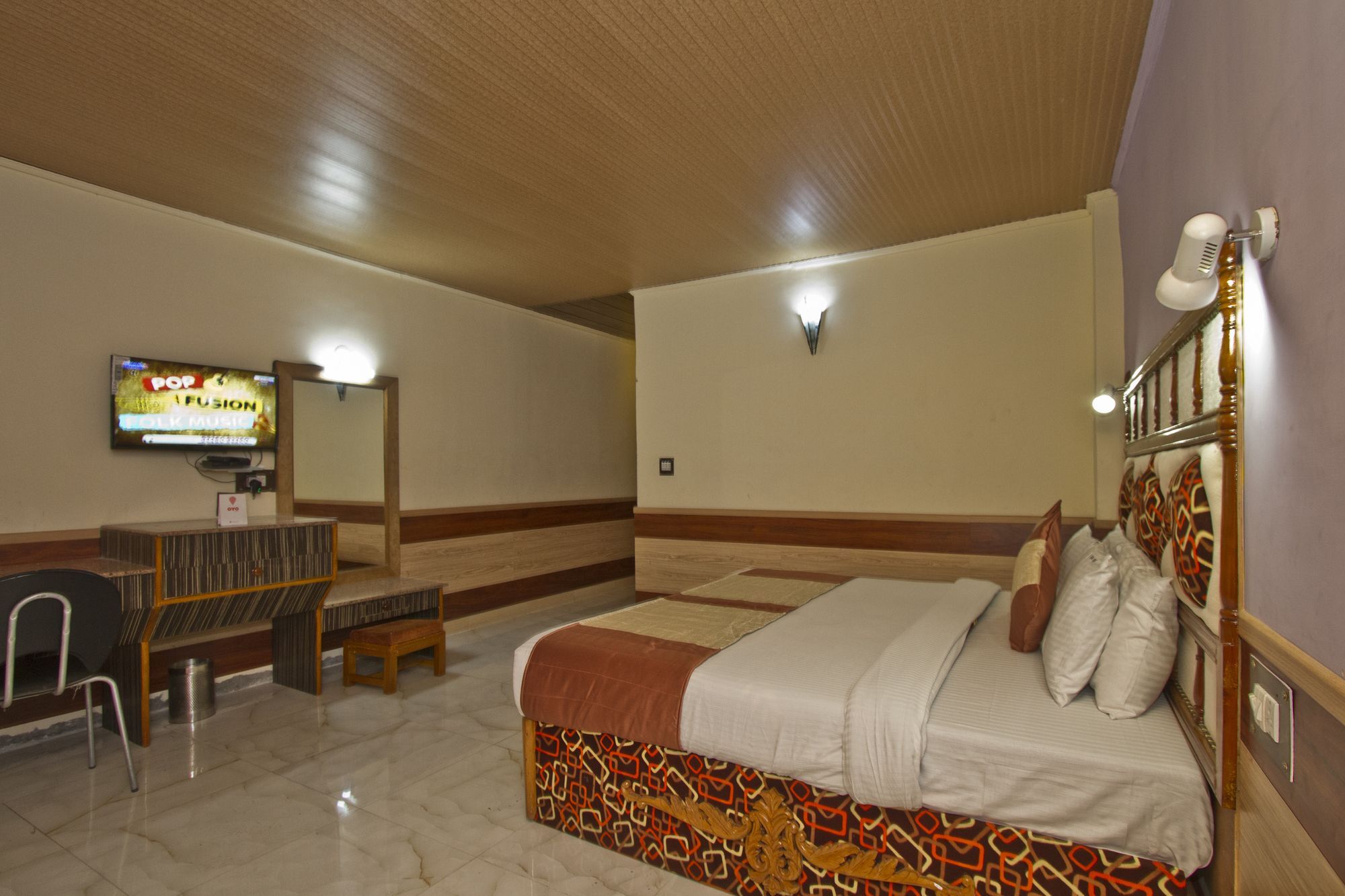 Oyo 162 Hadimba Road Hotel Manali (Himachal Pradesh)