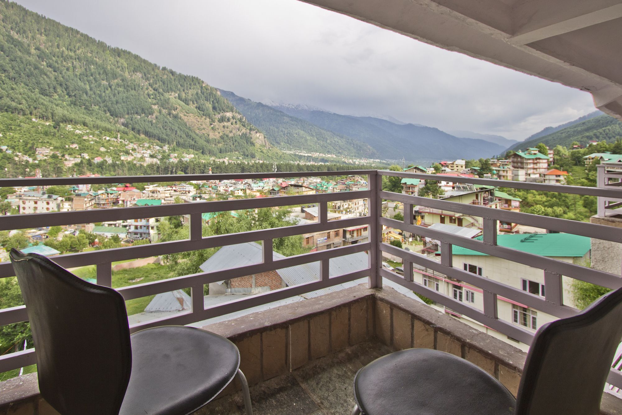 Oyo 162 Hadimba Road Hotel