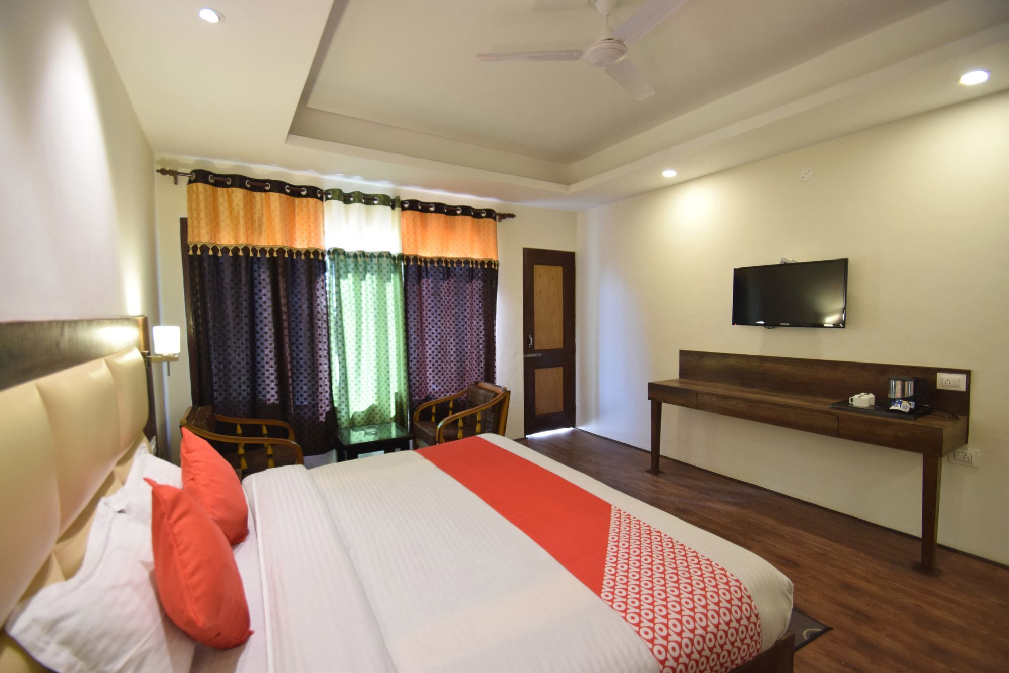 Hotel Oyo 11643 Sunrise Manali (Himachal Pradesh)