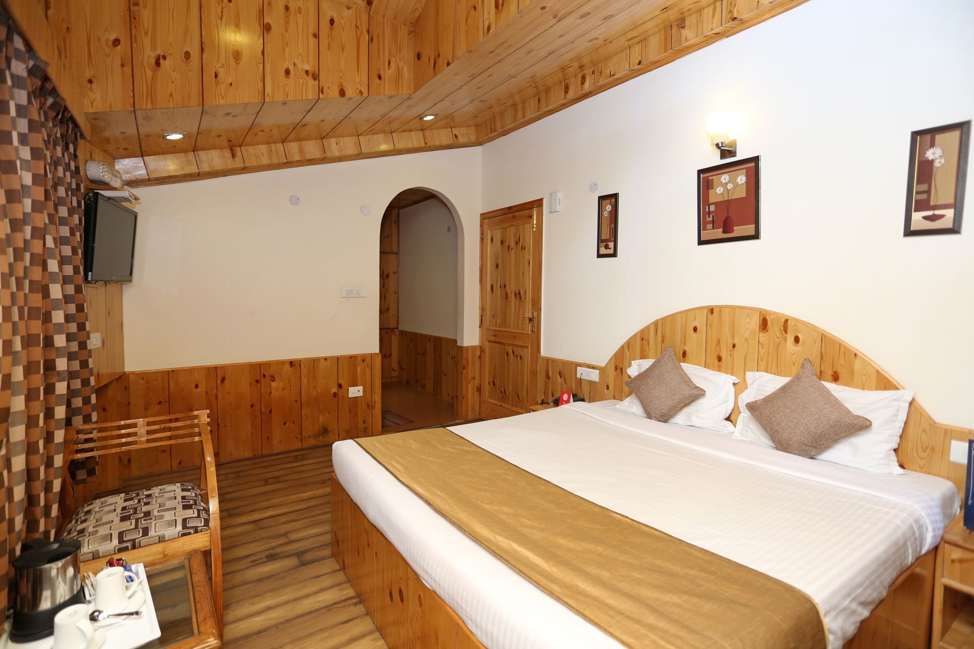 Oyo 210 Wide River View Hotel 3*