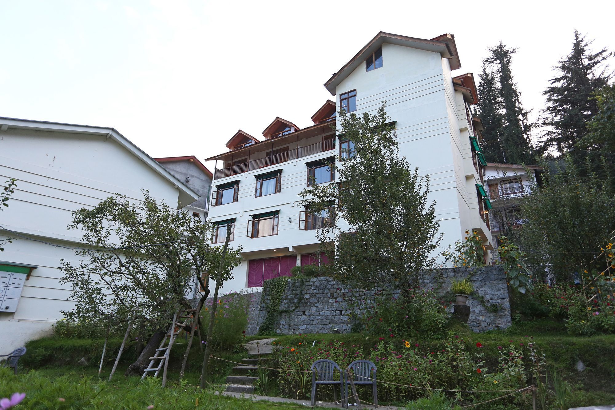 Sparsh Manali (Himachal Pradesh)