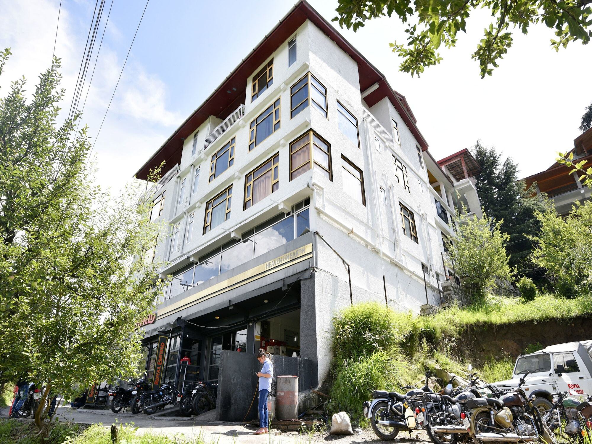 Oyo 16361 Heaven On Earth Hotel