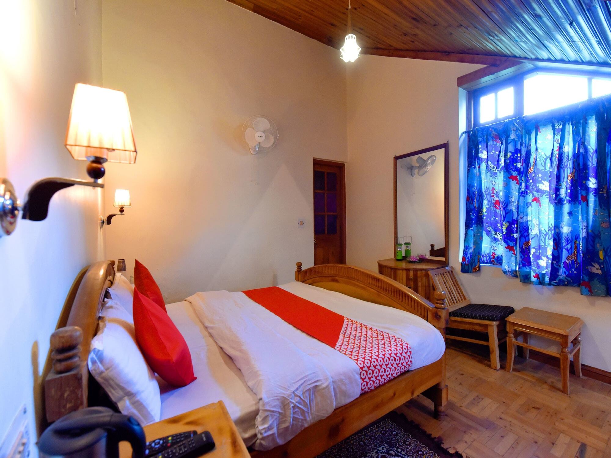 Oyo 13352 Modern 3bhk Hadimba Temple Manali (Himachal Pradesh)
