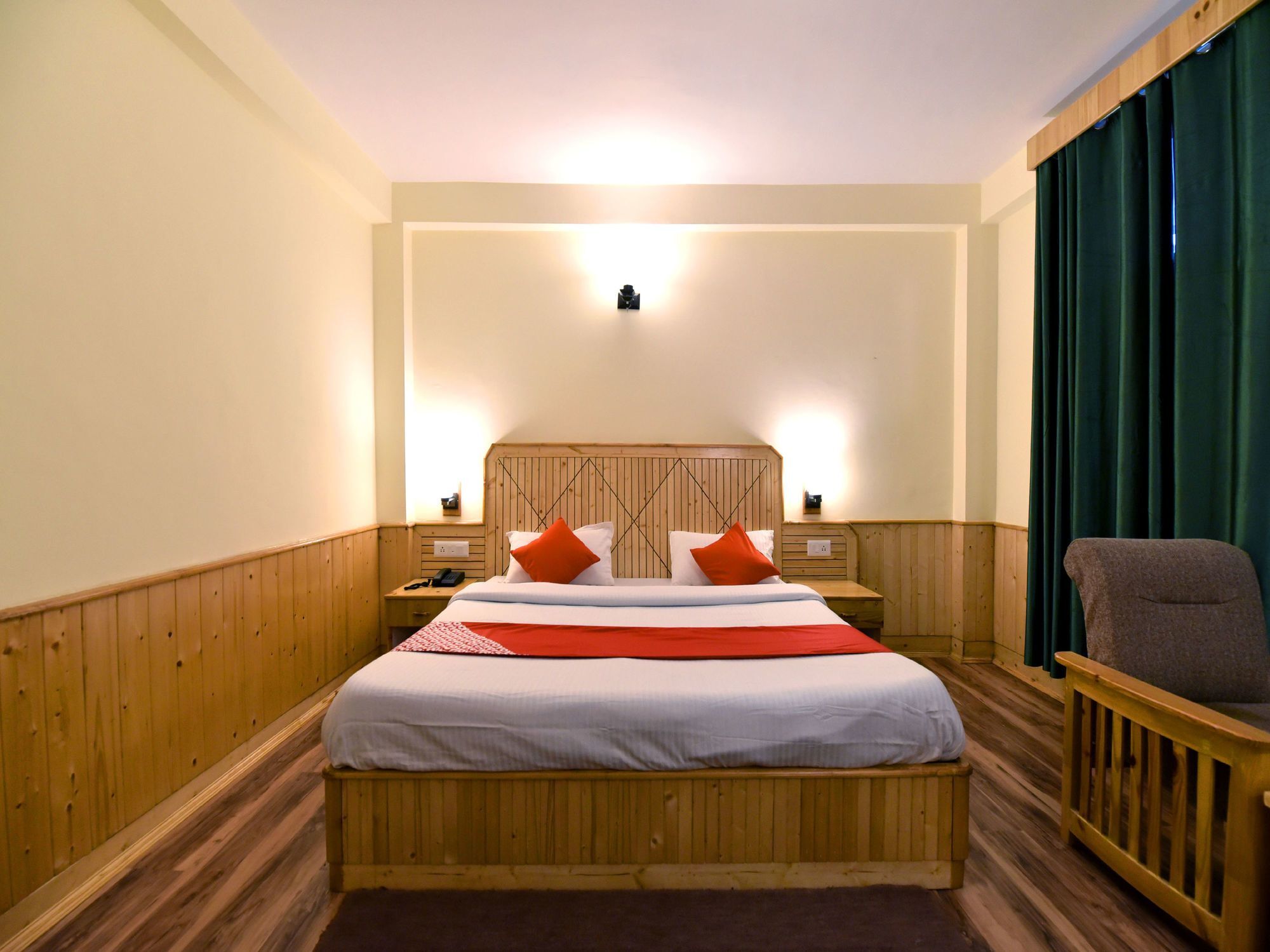 Oyo 12735 The Manali (Himachal Pradesh)