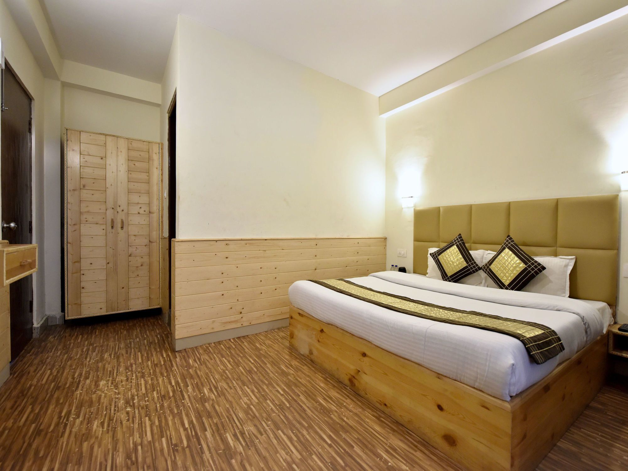 Hotel Oyo 12439 Ride At Hill 3*