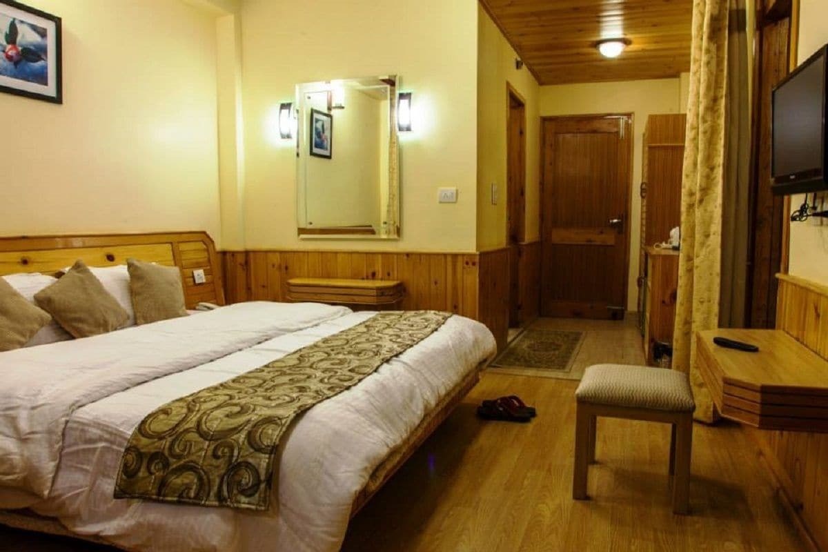 Snow Peak Retreat Hotel
