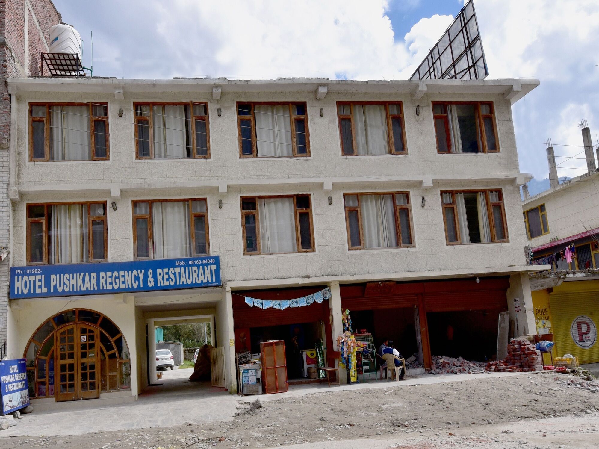 O Pushkar Regency Manali (Himachal Pradesh)