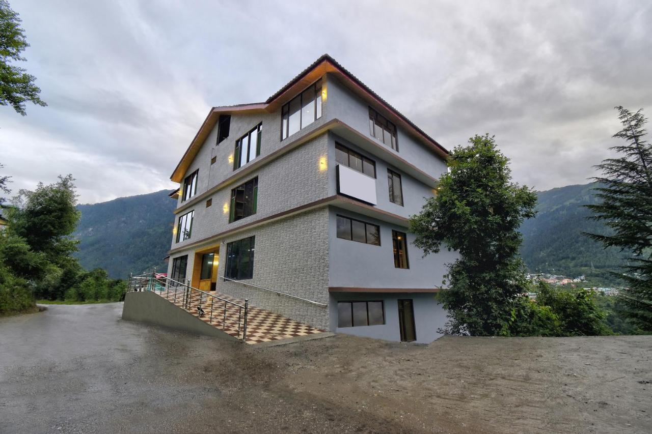 Hotel Capital O 42006 Phalguni Regency 3*