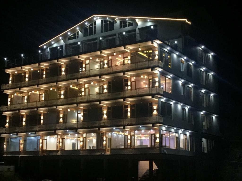 Jannat Manali (Himachal Pradesh)
