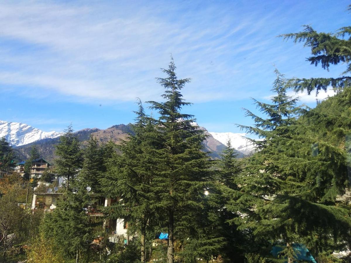Hotel Nehru Kund Heights By Jitainn Manali (Himachal Pradesh)
