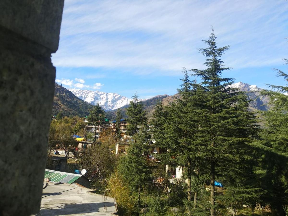 Nehru Kund Heights By Jitainn Hotel
