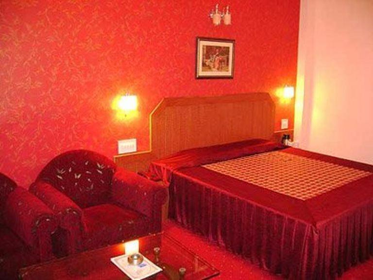 The Royal Regency Hotel 3*