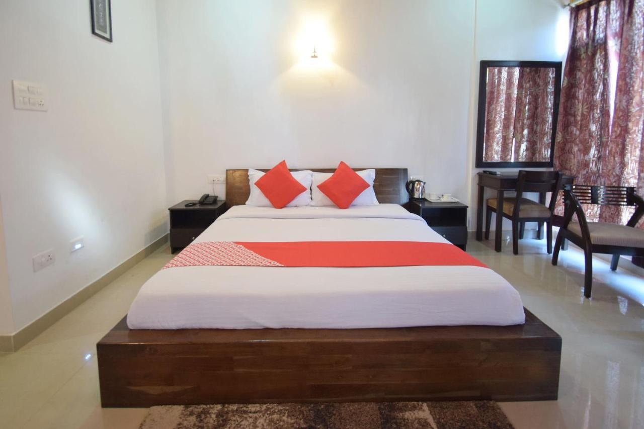 Oyo 11580 6th Element Hotel Manali (Himachal Pradesh)