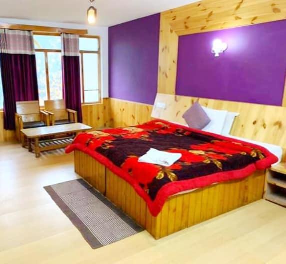 Rajhans Hotel Manali (Himachal Pradesh)