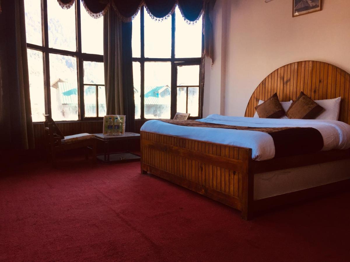 Royal Hadimba Palace Hotel Manali (Himachal Pradesh)