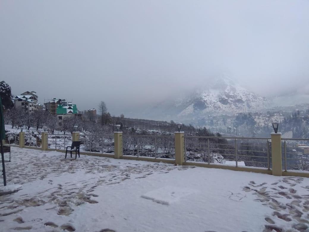 Jannat Hotel Manali (Himachal Pradesh)