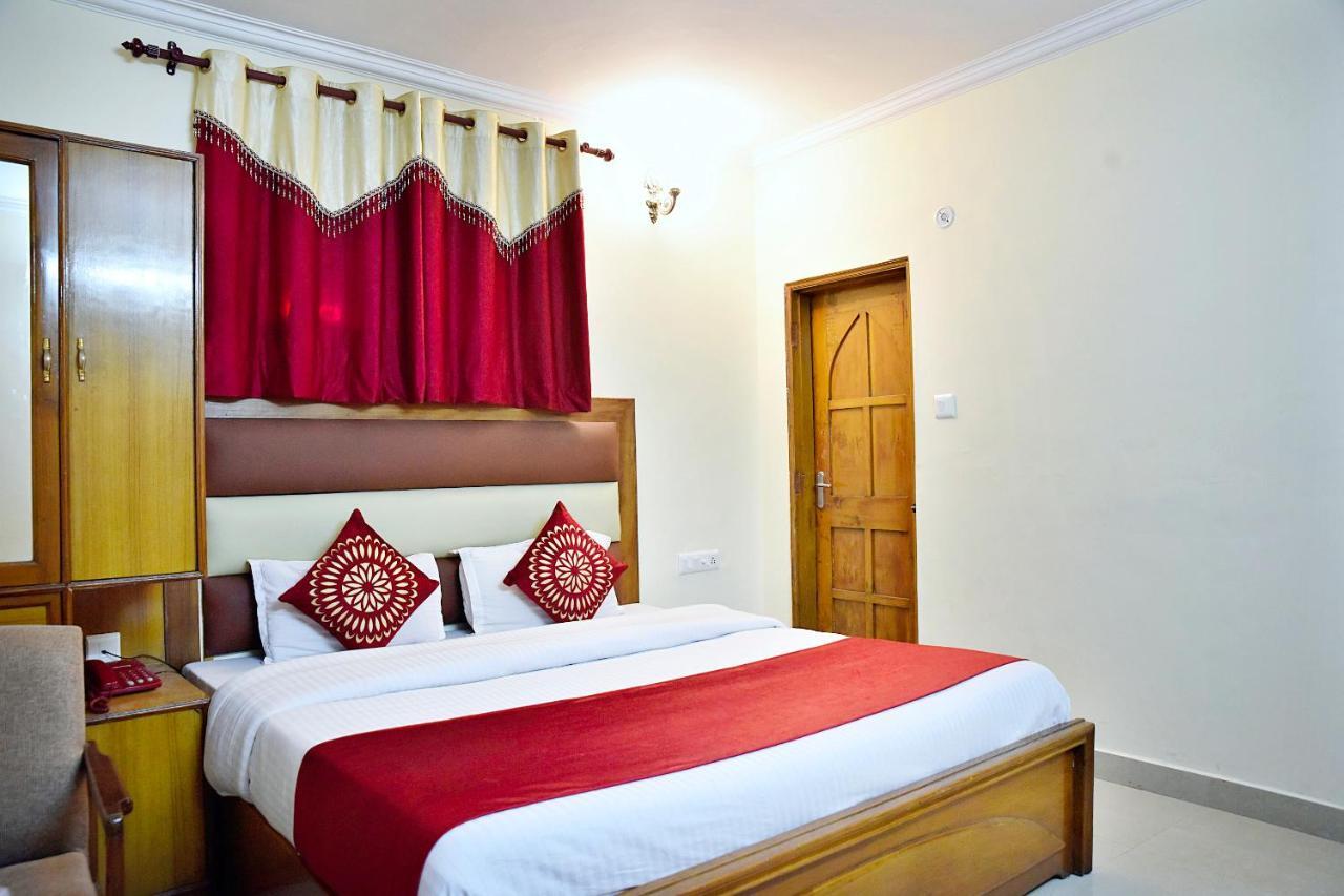 Hotel Crystal Manali (Himachal Pradesh)