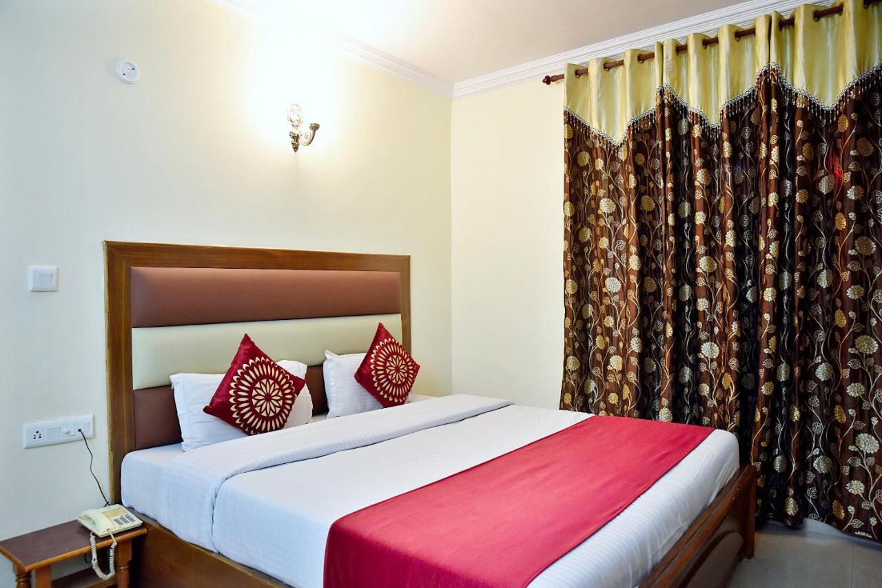 Crystal Hotel Manali (Himachal Pradesh)