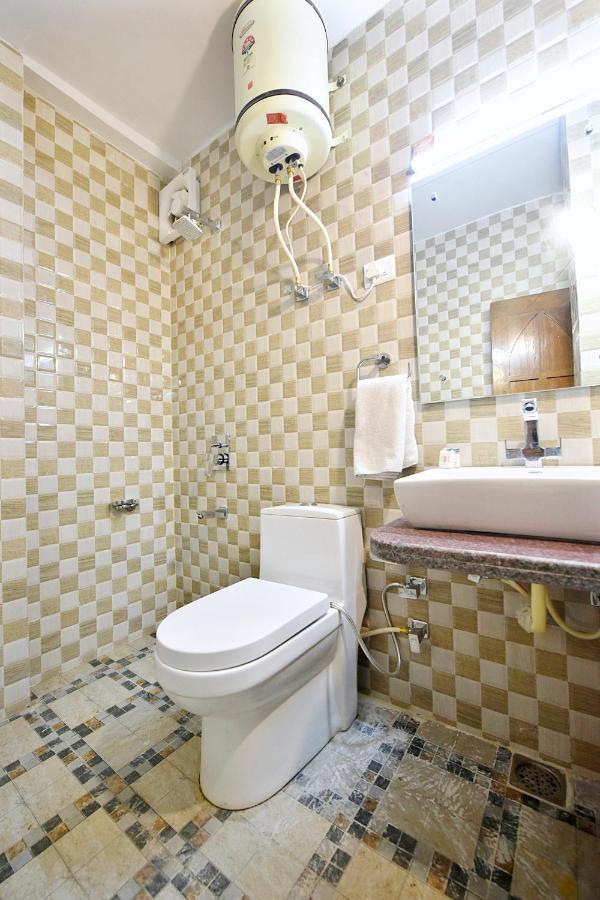 Crystal Hotel 3*