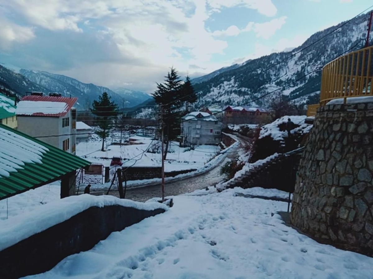 Hotel Nehru Kund Heights By Jitainn Manali (Himachal Pradesh)