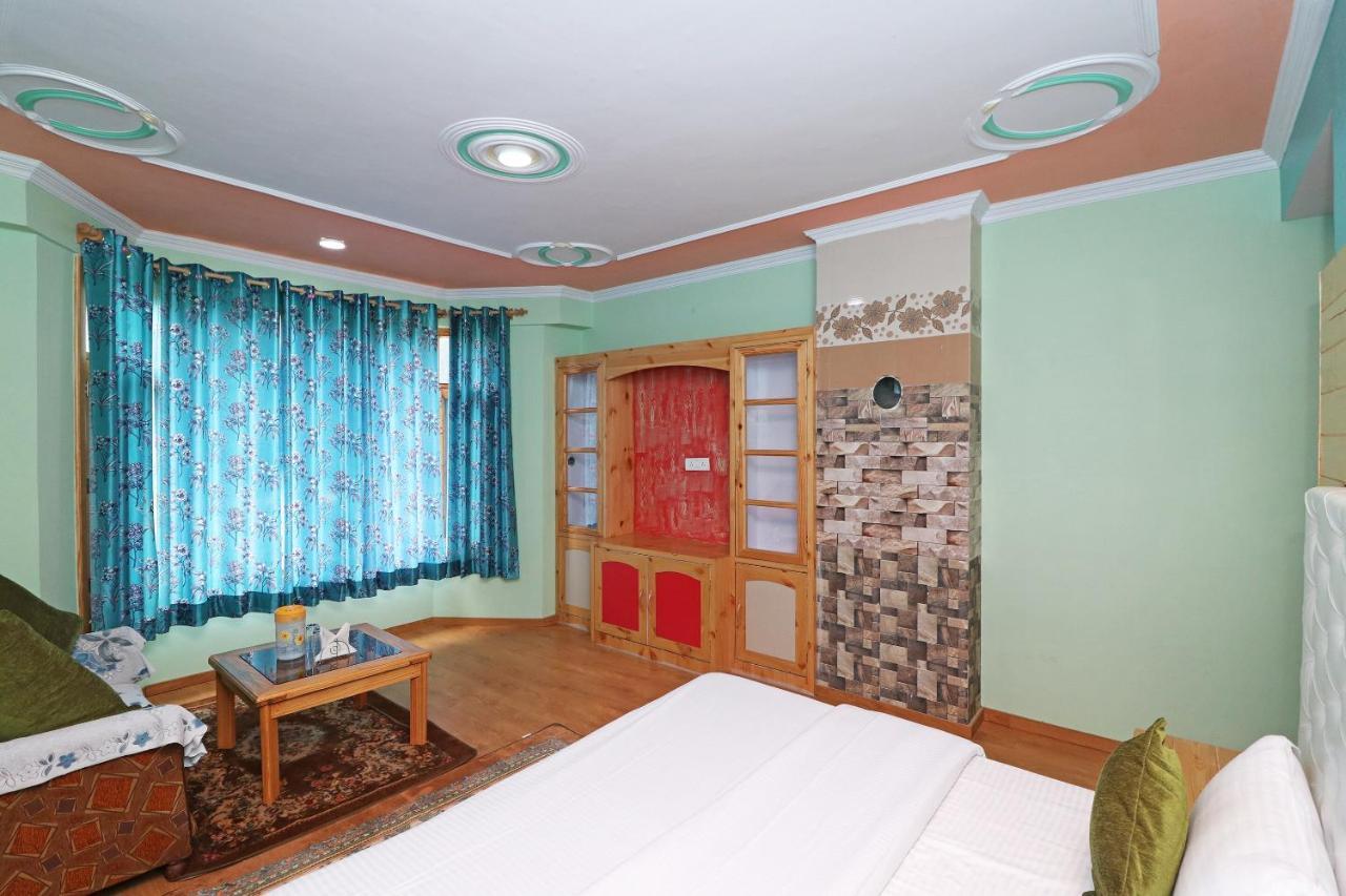Modern 2bhk Naggar Road 3*
