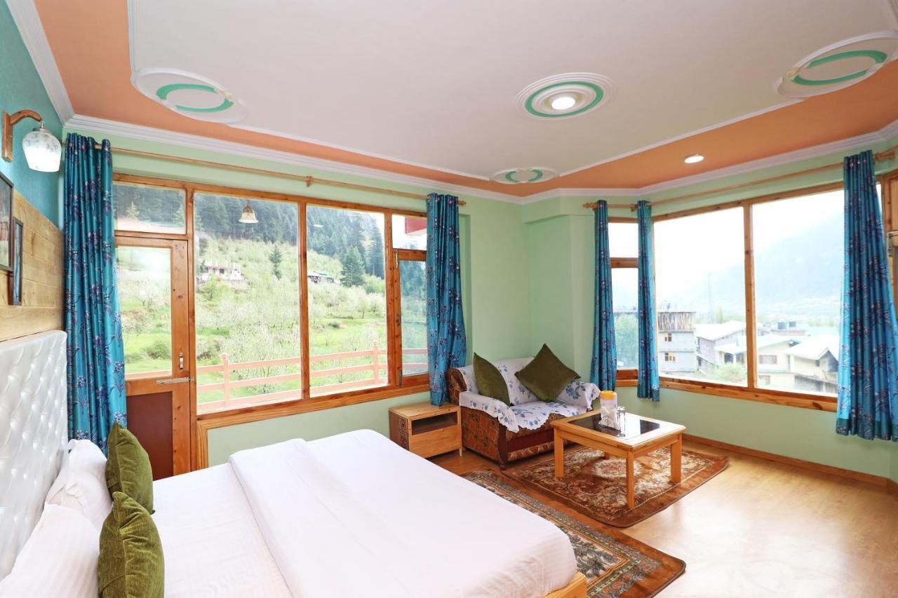 Modern 2bhk Naggar Road 3*