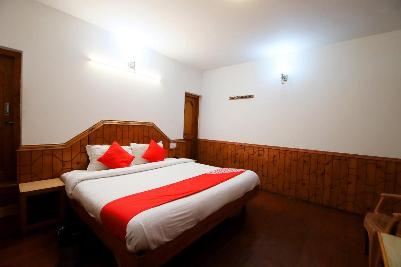 Oyo 6426 Rishi Palace 3*