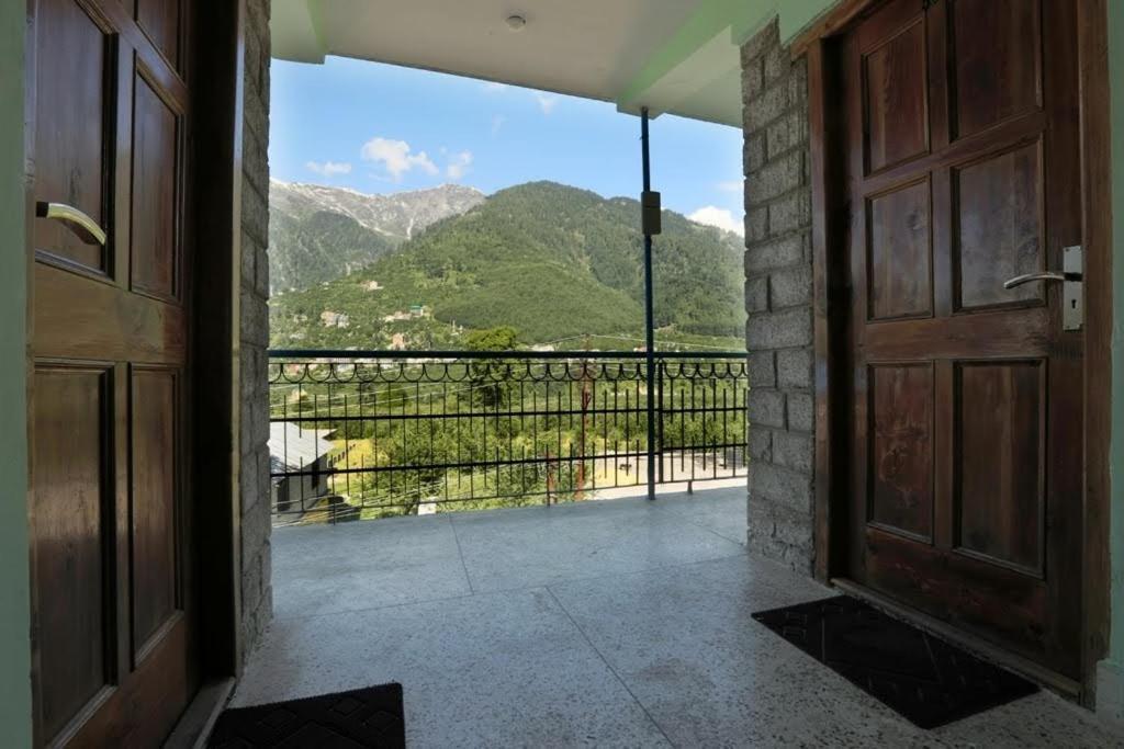 Olive County Resort Hotel Manali (Himachal Pradesh)