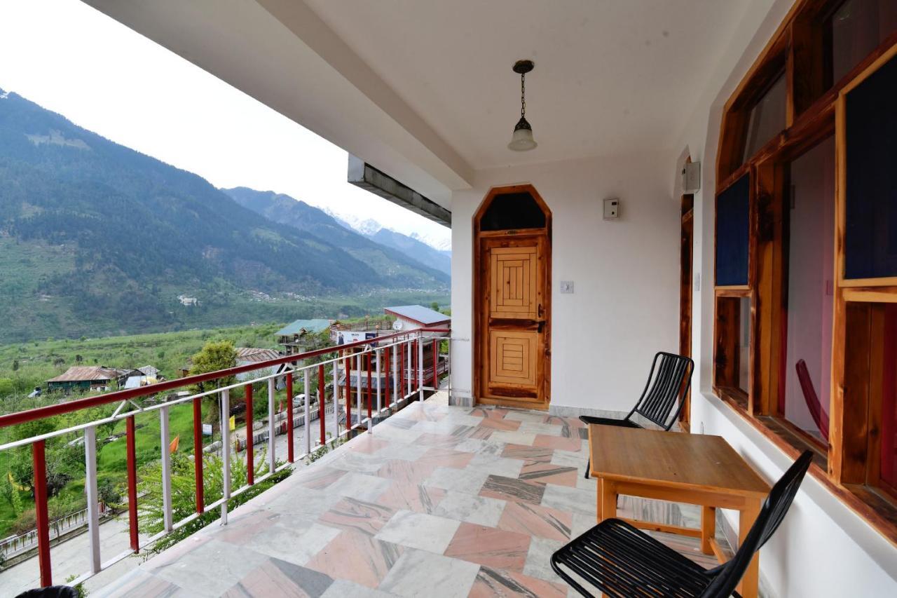 Hotel Oyo 6426 Rishi Palace
