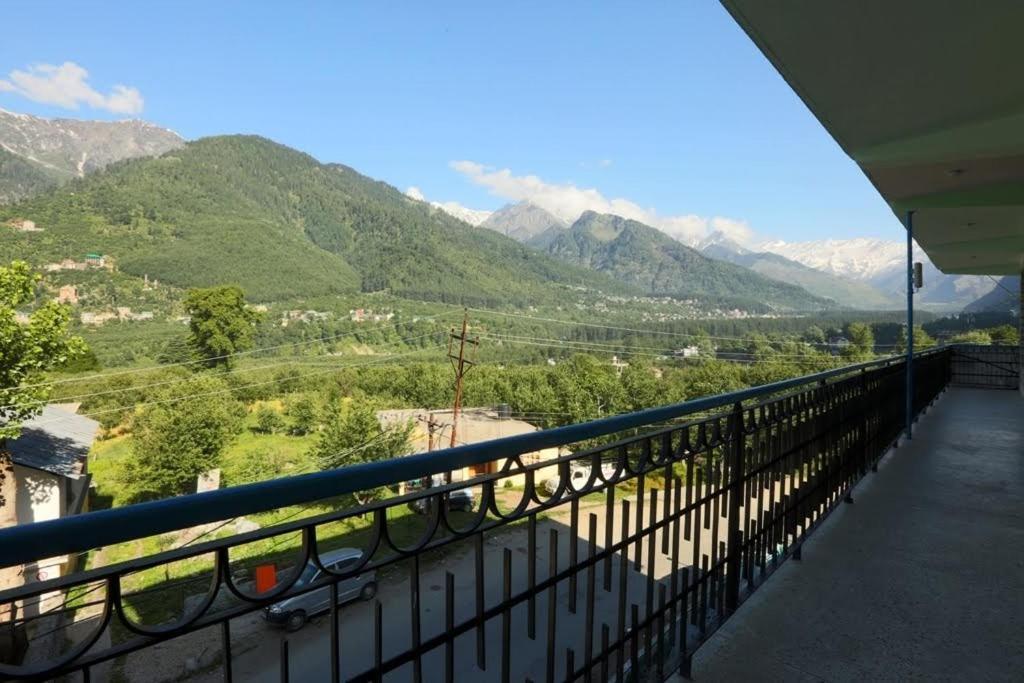 Hotel Olive County Resort Manali (Himachal Pradesh)