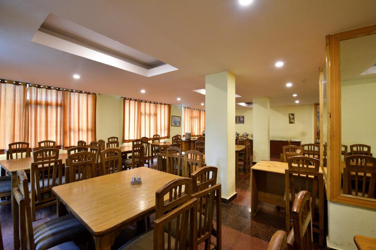 Hotel Oyo 1414 Kalinga Grand 3*