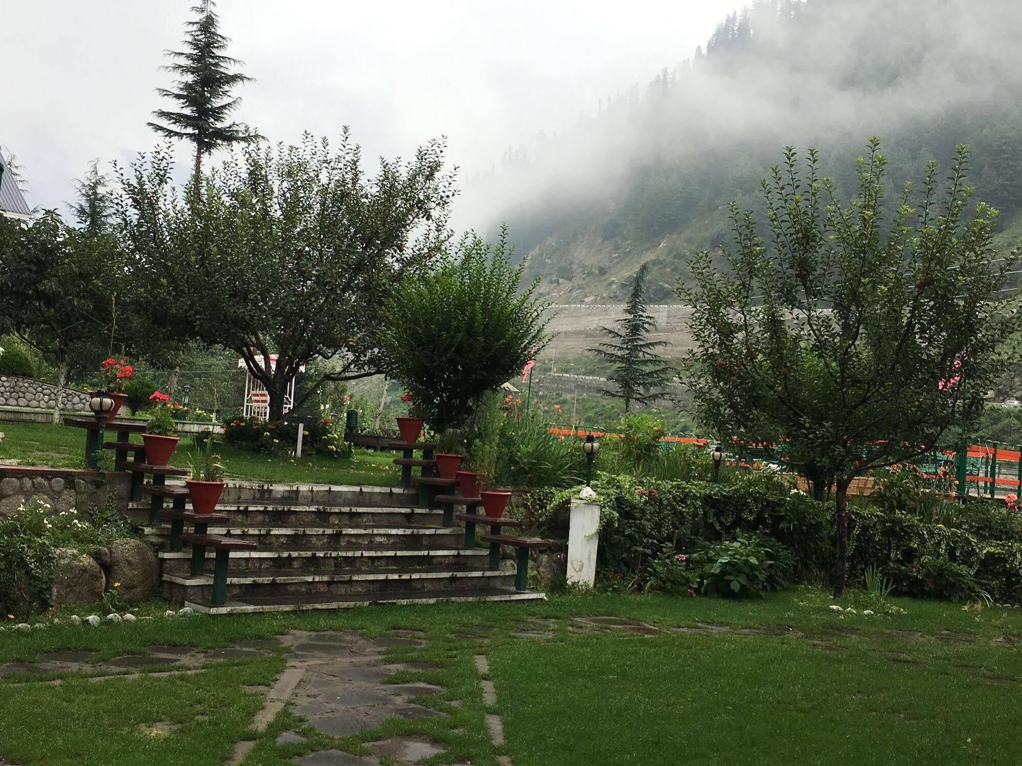 The Highland Park Resort 3*