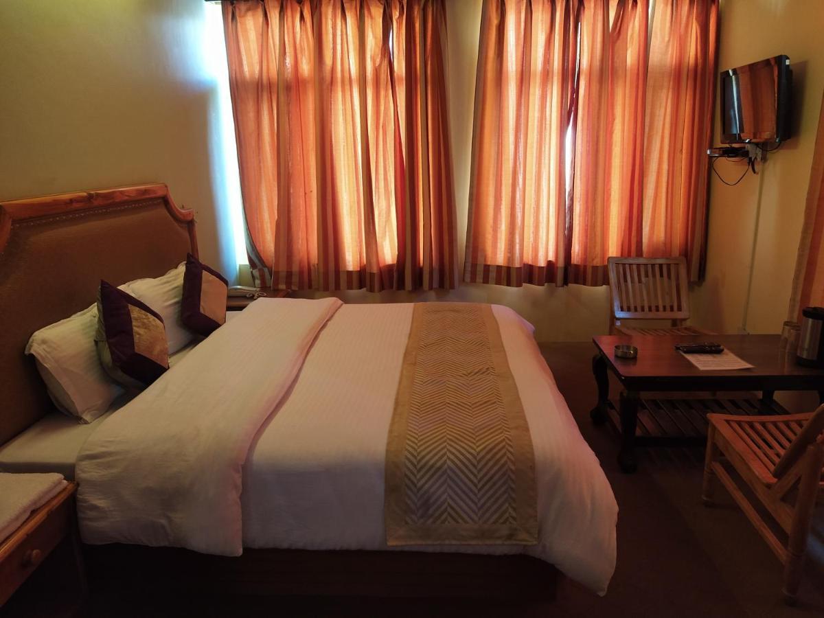 Hotel New 3*