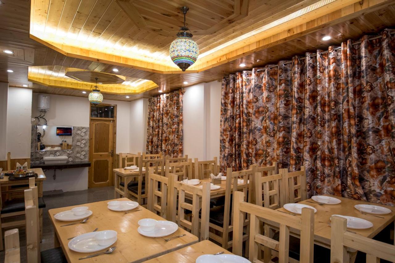 Hotel Nehru Kund Heights By Jitainn Manali (Himachal Pradesh)