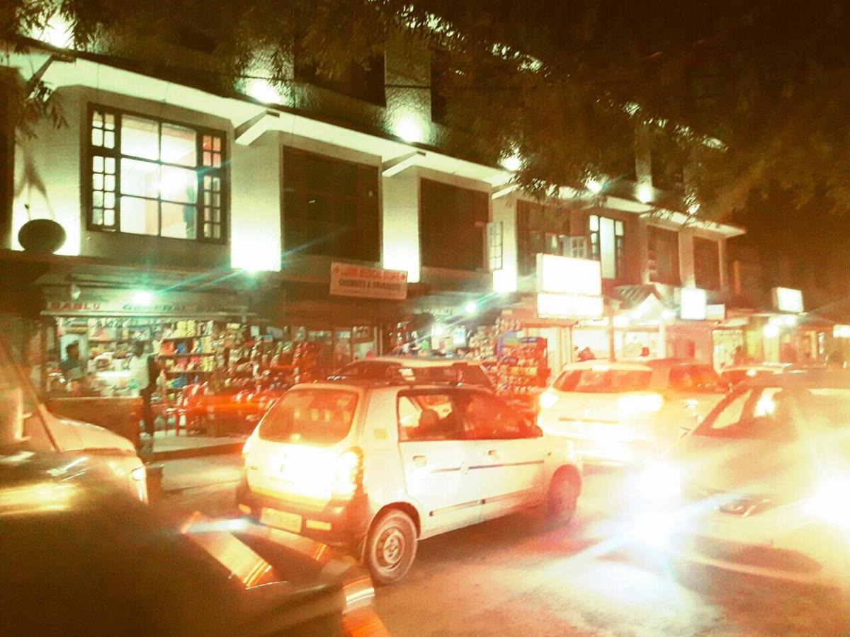 Amar Hotel 4*