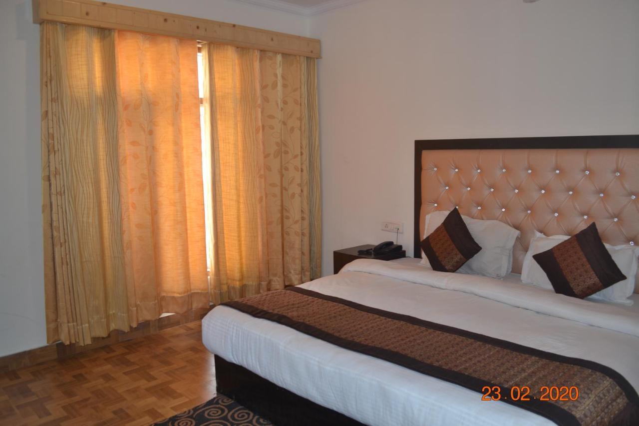 Hotel Mallu Singh's Manali (Himachal Pradesh)
