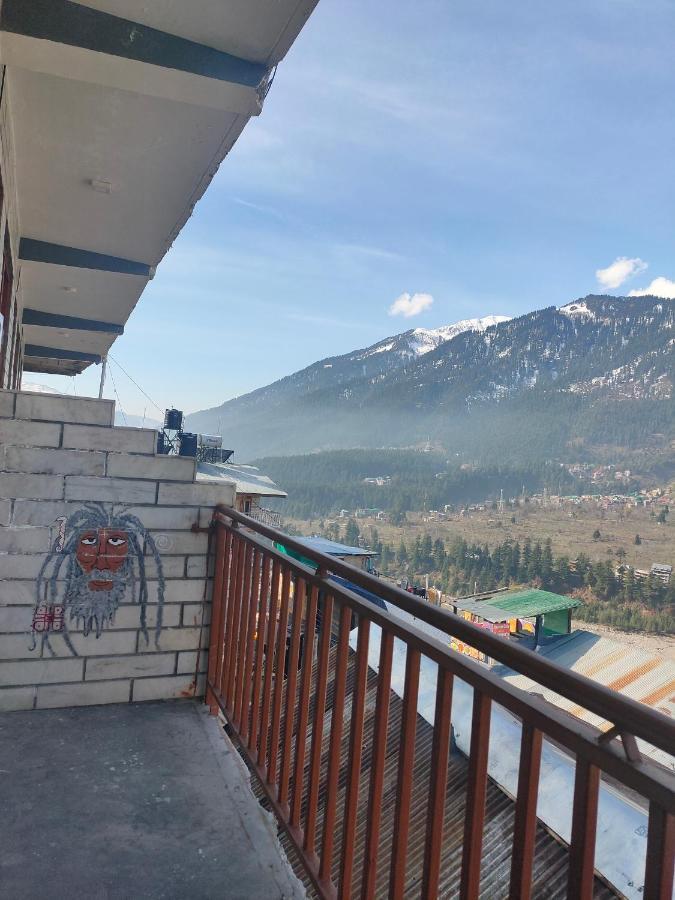Homestay Roop Mountain Homestay *