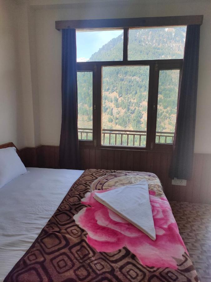 Roop Mountain Homestay Homestay